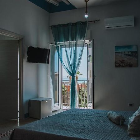 포르토 엠페도클레 Magico Sole B&B 외부 사진