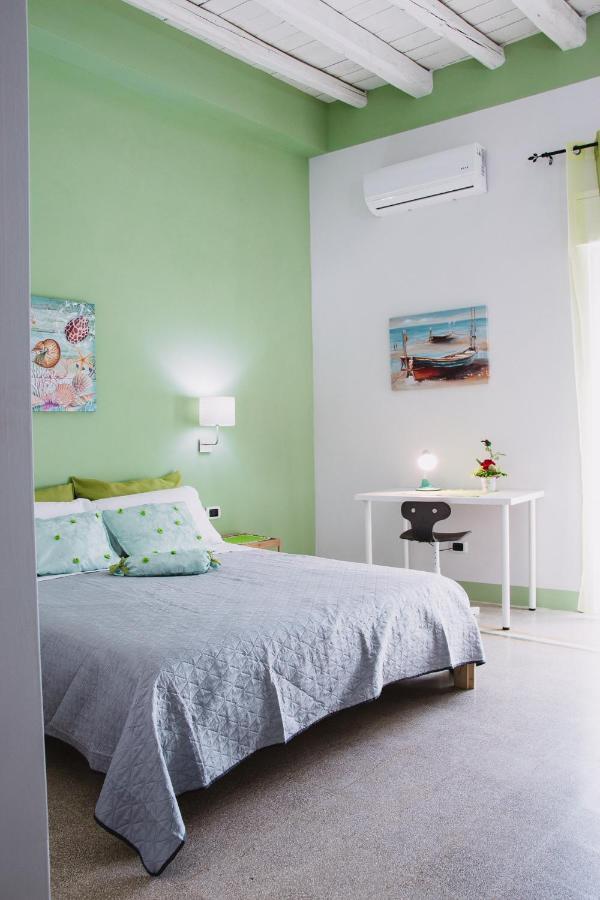 포르토 엠페도클레 Magico Sole B&B 외부 사진